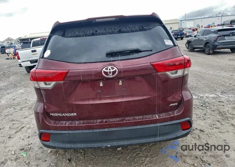 2017 Toyota Highlander Le from USA, damaged, VIN 5TDBZRFH2HS406211